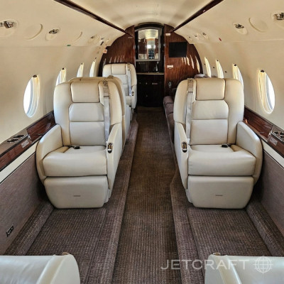 2008 Gulfstream G200: 