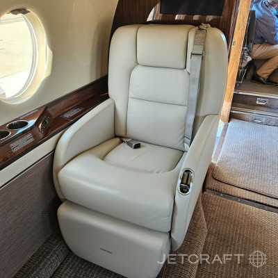 2008 Gulfstream G200: 