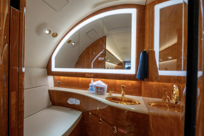 2008 Gulfstream G200: 2007/08 G200 SN 182 Reg N766WS Lav