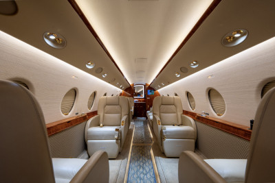 2008 Gulfstream G200: 2007/08 G200 SN 182 Reg N766WS Intr