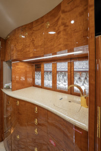 2008 Gulfstream G200: 2007/08 G200 SN 182 Reg N766WS Galley