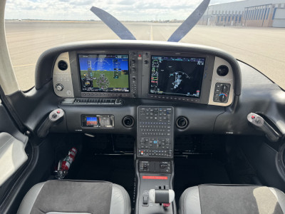 2022 Cirrus SR22T G6 GTS: 