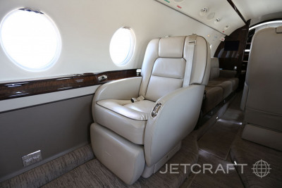 2011 Gulfstream G200: 