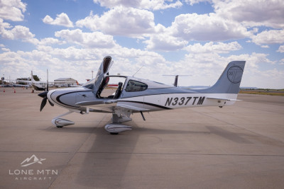 2011 Cirrus SR22T G3: 