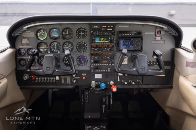 1999 Cessna 206H Stationair: 