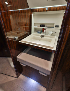 2009 Gulfstream G450: 