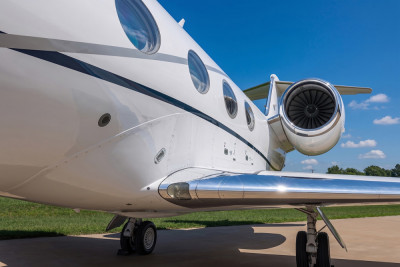 2009 Gulfstream G450: 