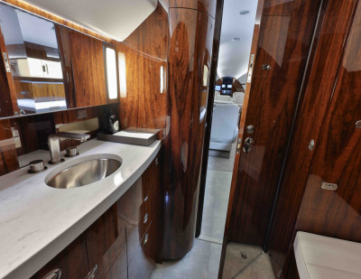 2009 Gulfstream G450: 