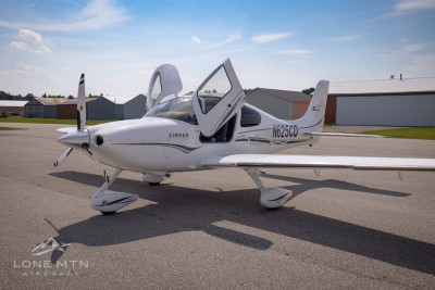 2005 Cirrus SR22 G2 GTS: 