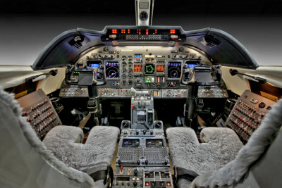 2002 Bombardier Learjet 60: Cockpit