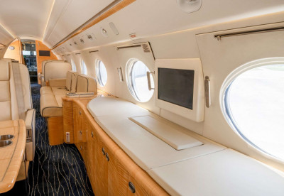 1999 Gulfstream G-V: 