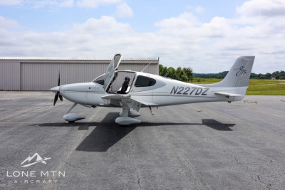 2008 Cirrus SR22 G3 GTS: 