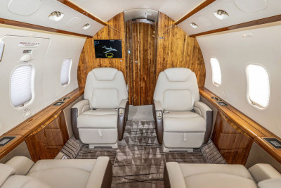 2013 Bombardier Challenger 300: 