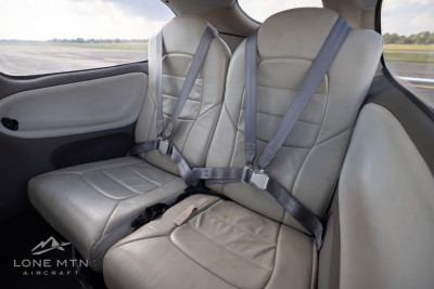 2004 Cirrus SR22 G2: 