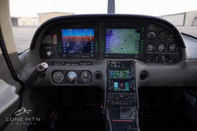 2004 Cirrus SR22 G2: 
