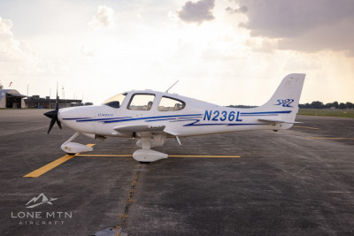 2004 Cirrus SR22 G2: 
