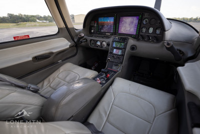2004 Cirrus SR22 G2: 