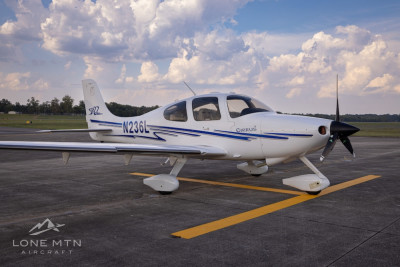 2004 Cirrus SR22 G2: 