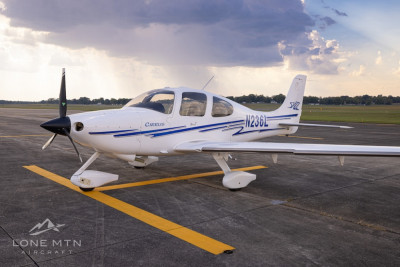 2004 Cirrus SR22 G2: 