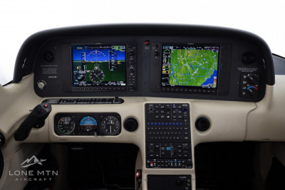 2017 Cirrus SR22 G6: 
