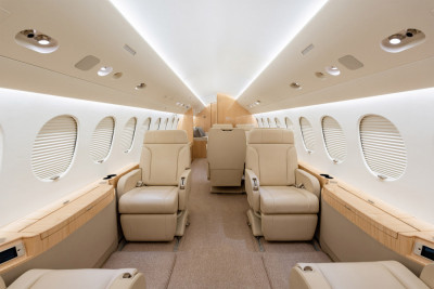 2013 Dassault Falcon 7X: 