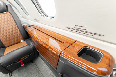 2024 Embraer Phenom 300E: 