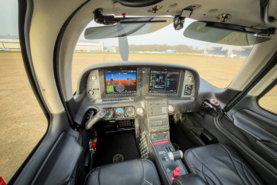 2013 Cirrus SR22T: 