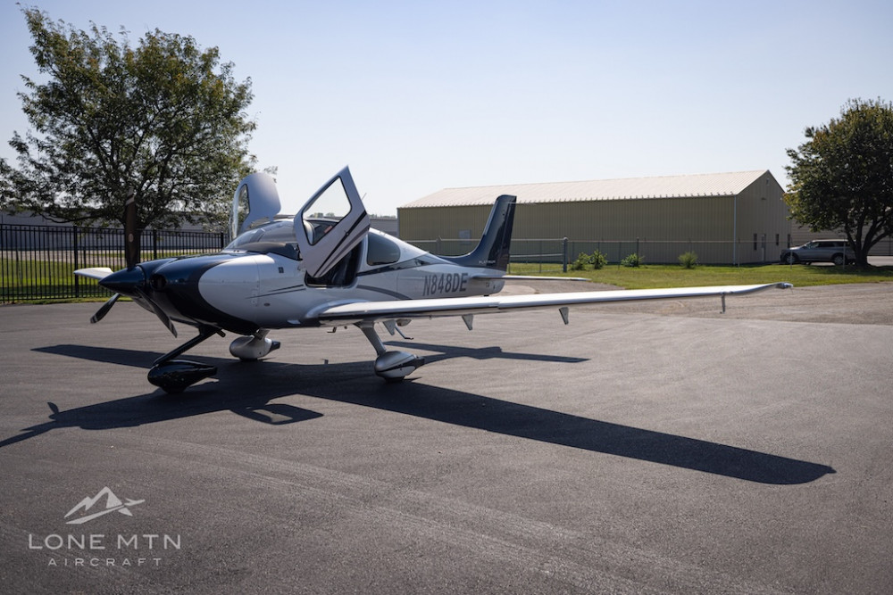 photo of 2014 Cirrus SR22G5 GTS