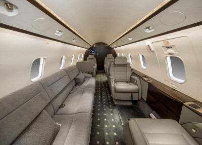 2007 Bombardier Challenger 300: 