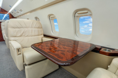 1997 Bombardier Challenger 604: 