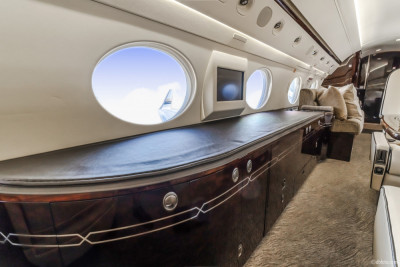 1998 Gulfstream G-V: 