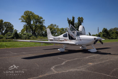 2005 Cirrus SR22 G2 GTS: 