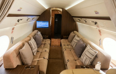 2011 Gulfstream G550: 