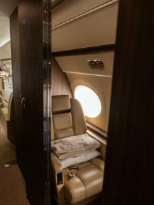 2011 Gulfstream G550: 