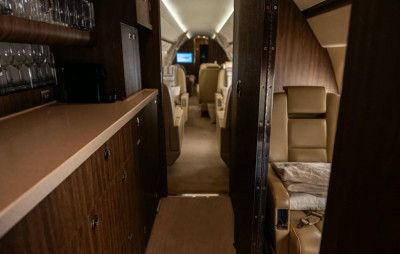 2011 Gulfstream G550: 