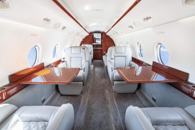 2004 Gulfstream G200: 