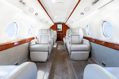 2004 Gulfstream G200: 