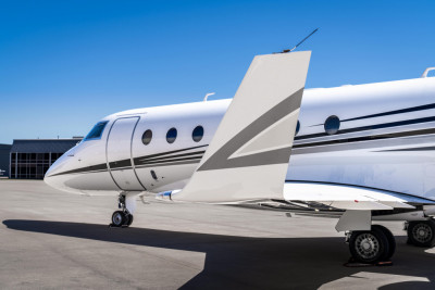 2004 Gulfstream G200: 