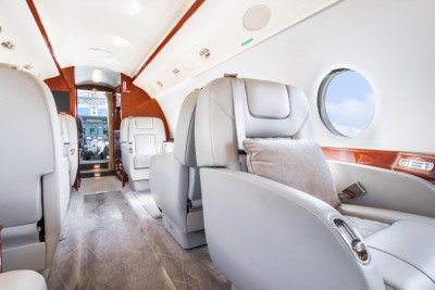 2004 Gulfstream G200: 