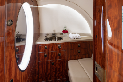 2008 Hawker 900XP: 